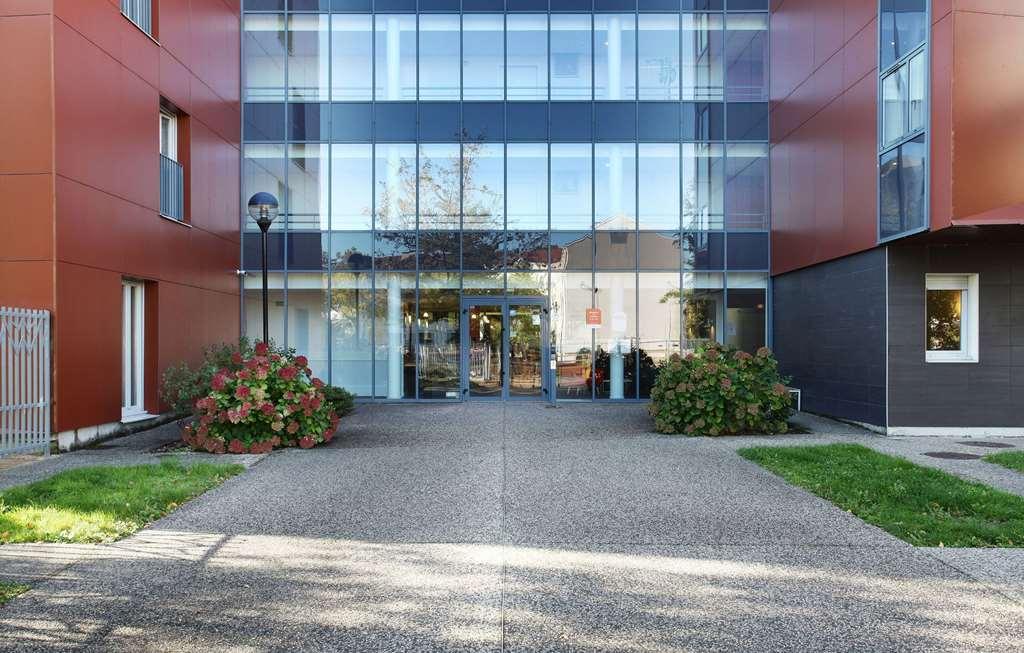 Appart'Hotel Odalys City - Bioparc Lyon Est Exterior photo